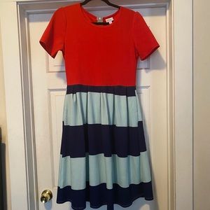 LuLaRoe Amelia